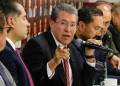 Diputados de Morena buscan la reelección; Monreal estima hasta 150 registros