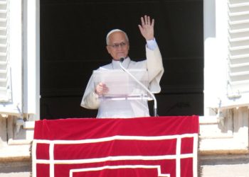 Detectan al Papa cáncer de pulmón