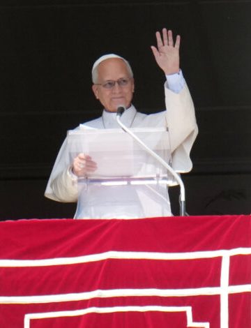 Detectan al Papa cáncer de pulmón