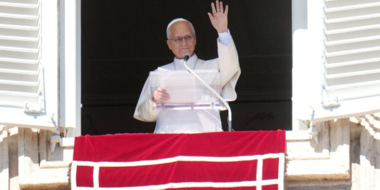 Detectan al Papa cáncer de pulmón