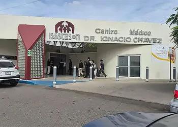 Arrestan a empleada de Isssteson por presunto robo en el hospital “Dr. Ignacio Chávez”