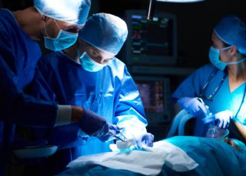 IMSS tiene dos médicos por cada mil usuarios