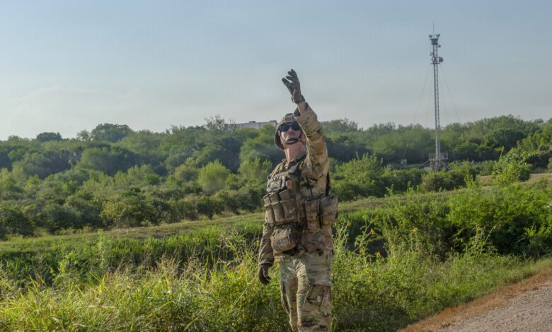 Van 500 militares de EU a frontera de McAllen con México