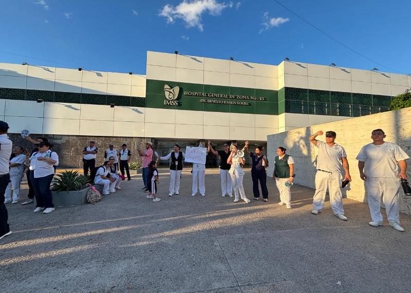Trabajadores del IMSS vuelven a protestar al exigir mejores condiciones laborales