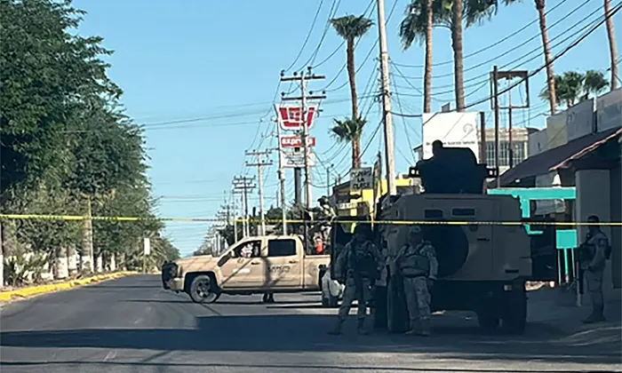 Acribillan a dos automovilistas en Puerto Peñasco