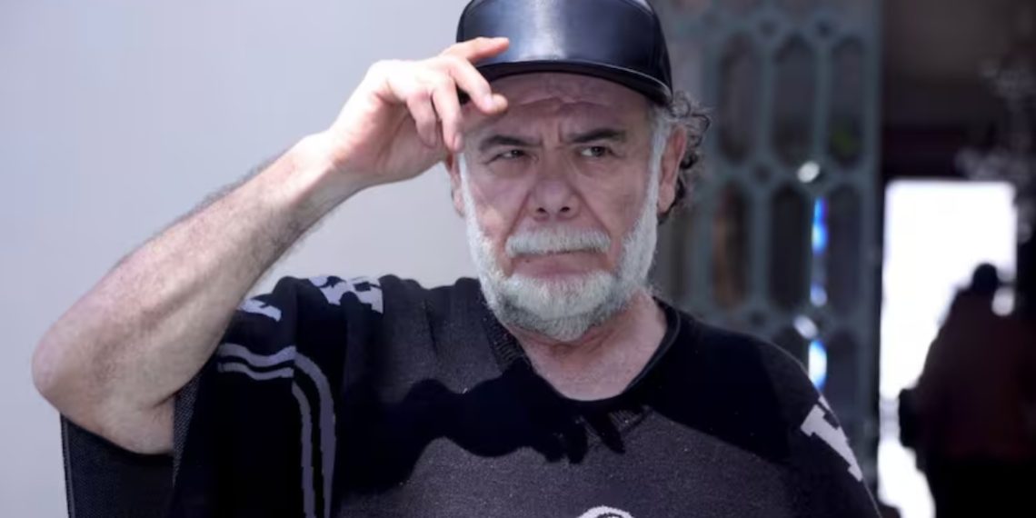 Jesús Ochoa, hospitalizado tras caída de elevador de 10 metros en ‘Perfume de Gardenia’