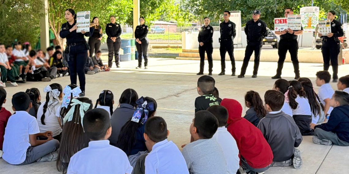 Policía Estatal promueve la prevención del delito con familias de Esqueda