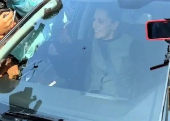 Acude Sheinbaum a despedir a Cuauhtémoc Cárdenas