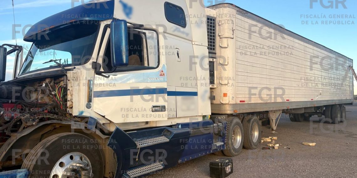 Obtiene FGR sentencia en contra de persona que transportaba casi una tonelada de metanfetamina