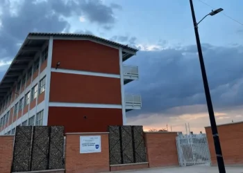 Un estudiante de 13 años ataca secundaria en Querétaro; hay cuatro heridos