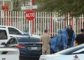Hallan a mujer estrangulada en su automóvil en Caborca