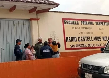 Navajea alumno de primaria a su compañero en Chiapas